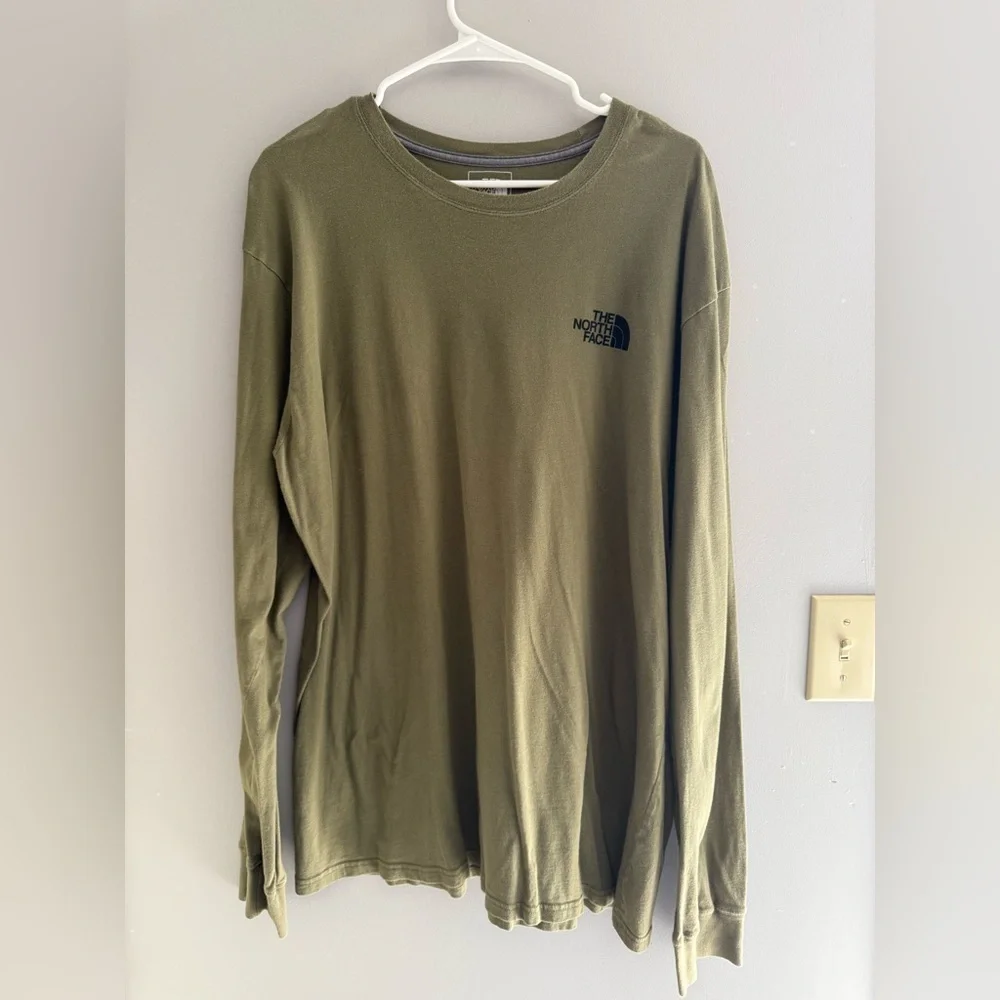 The North Face Mens Olive Green Long Sleeve Classic Fit TShirt SZ XL 100% Cotton